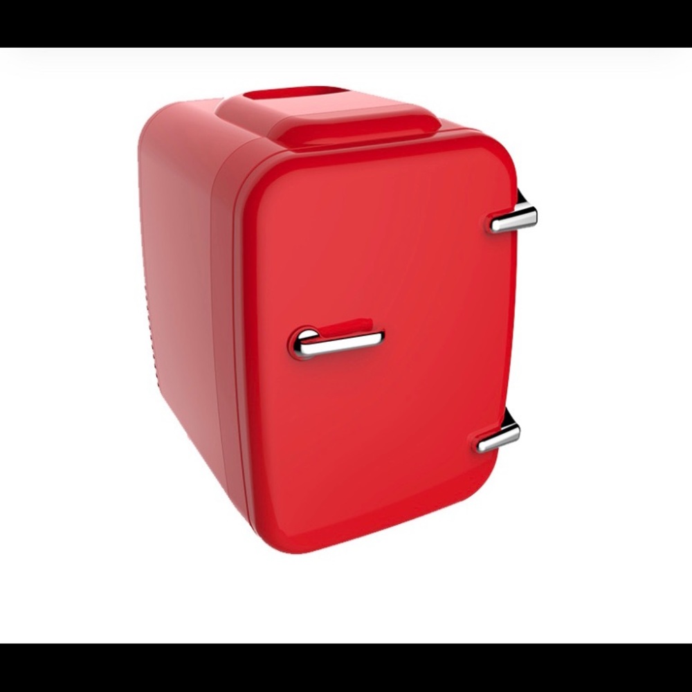 Mini fridge
